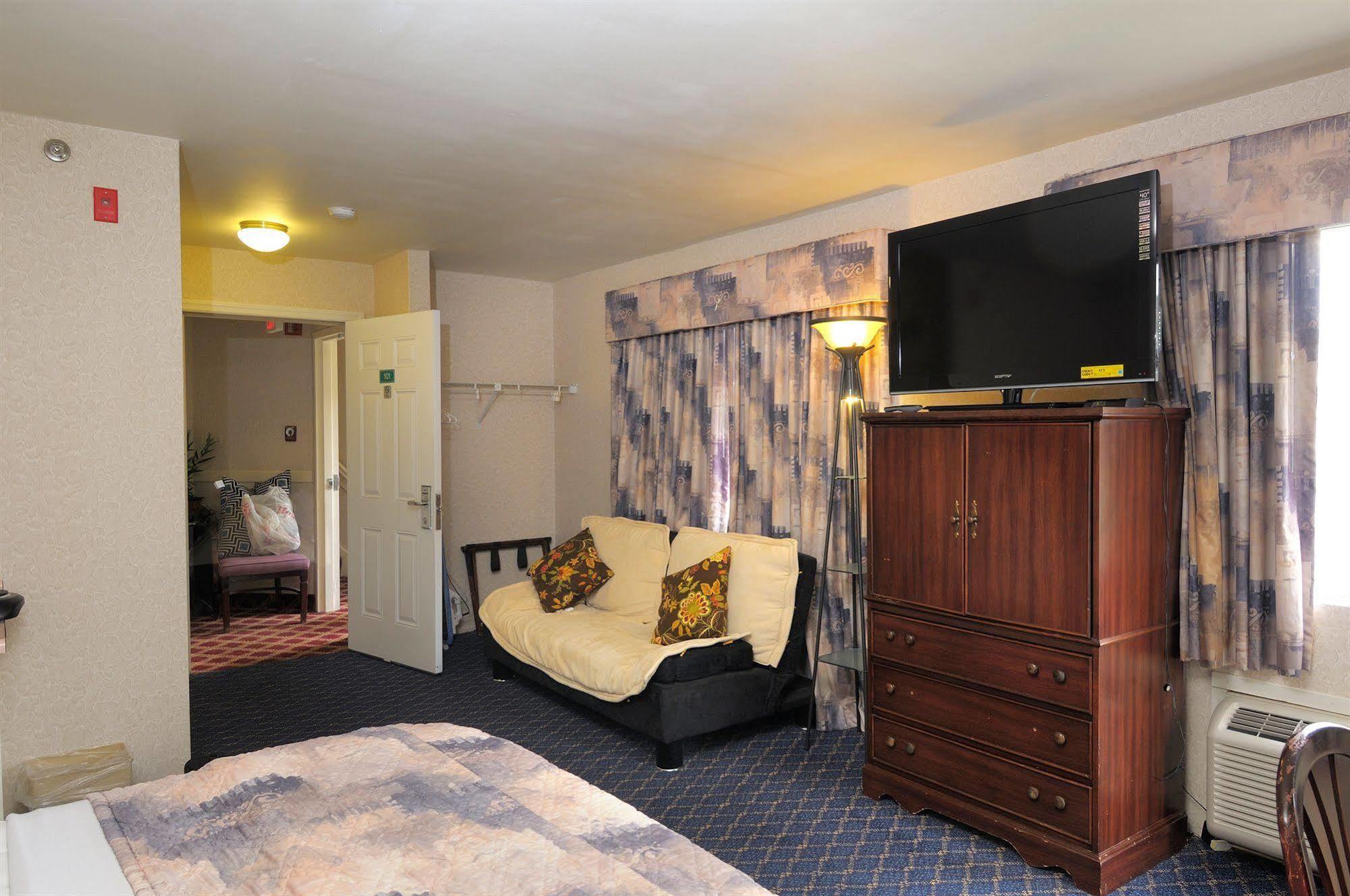 Regency Inn & Suites מערב ספרינגפילד מראה חיצוני תמונה